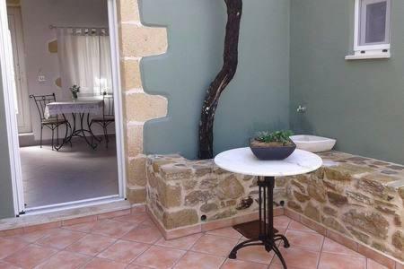 Grandma'S Nest Villa Kíssamos Екстериор снимка